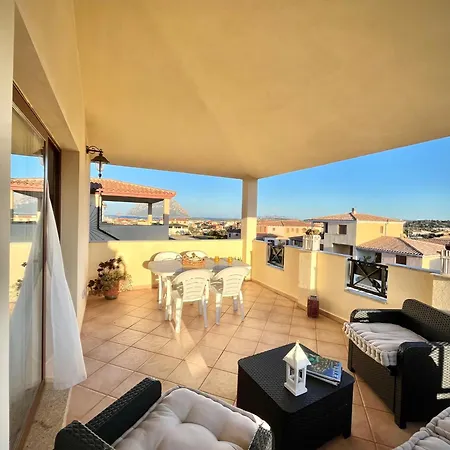 Casa Carmen - Attico Vista Mare Appartement Porto San Paolo (Sardinia)
