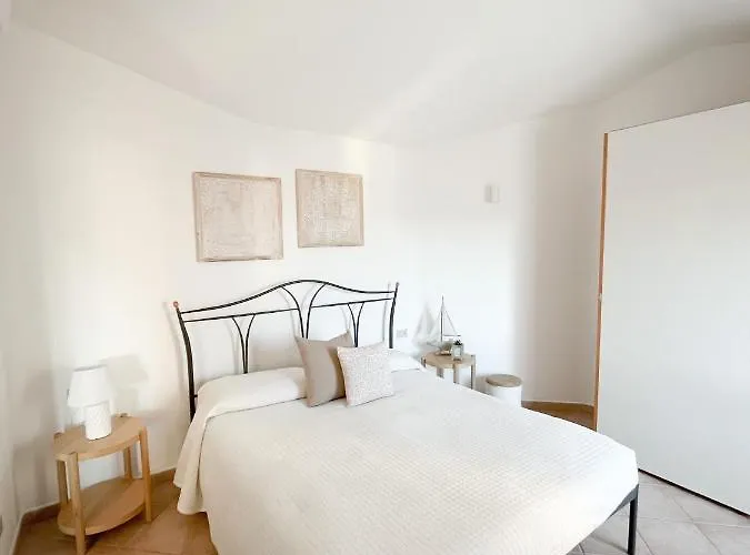 Casa Carmen - Attico Vista Mare * Porto San Paolo (Sardinia)