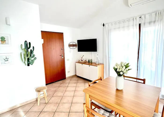 Casa Carmen - Attico Vista Mare * Porto San Paolo (Sardinia)